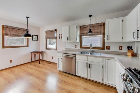 Tiny photo for 3409 W Bretons Drive, McHenry, IL 60050 (MLS # 12533236)