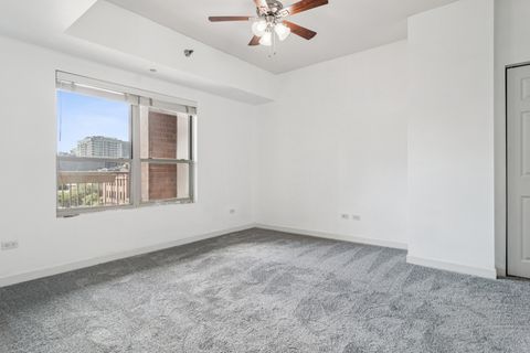 Tiny photo for 720 W RANDOLPH Street #502, Chicago, IL 60661 (MLS # 12466993)