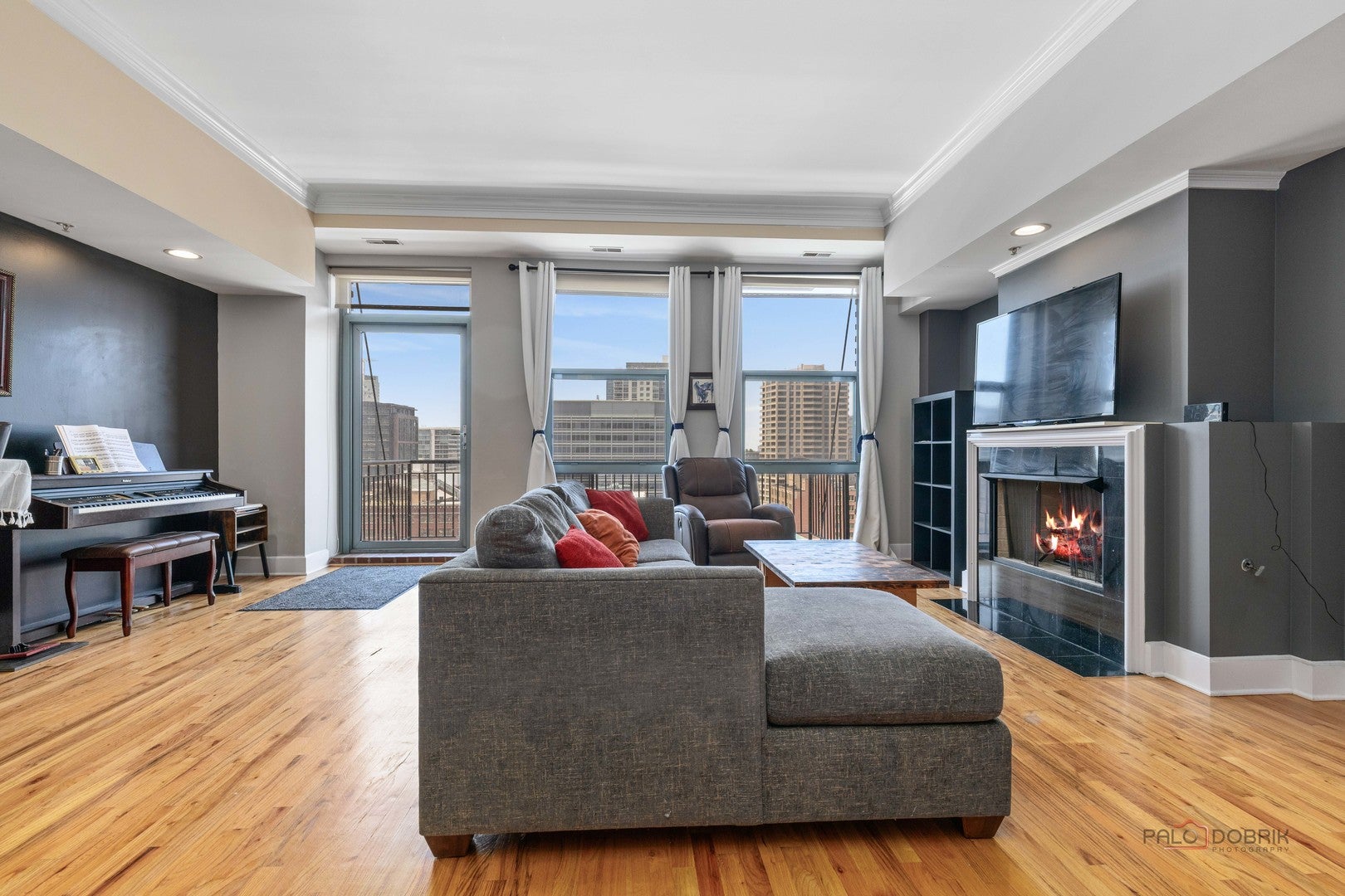 165 N Canal Street 1205