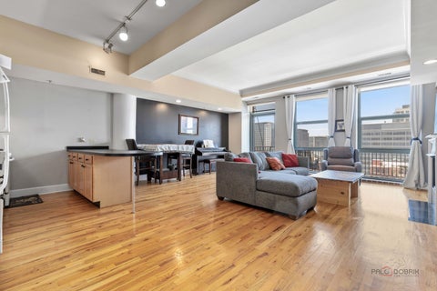 Tiny photo for 165 N Canal Street #1205, Chicago, IL 60606 (MLS # 12735835)
