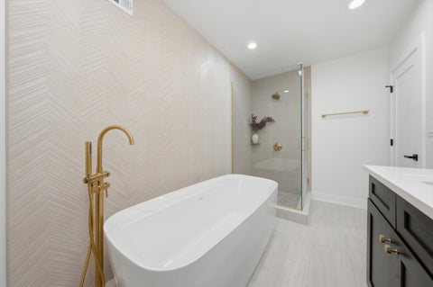 Tiny photo for 1416 Ridgeland Avenue, Berwyn, IL 60402 (MLS # 12789219)