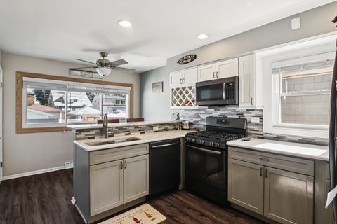 Tiny photo for 13229 S Exchange Avenue, Chicago, IL 60633 (MLS # 12501338)