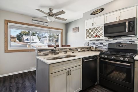 Tiny photo for 13229 S Exchange Avenue, Chicago, IL 60633 (MLS # 12501338)