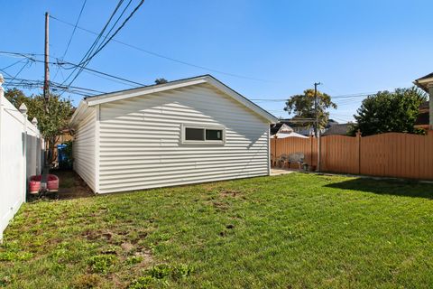 Tiny photo for 13229 S Exchange Avenue, Chicago, IL 60633 (MLS # 12501338)