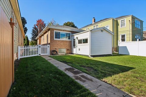 Tiny photo for 13229 S Exchange Avenue, Chicago, IL 60633 (MLS # 12501338)