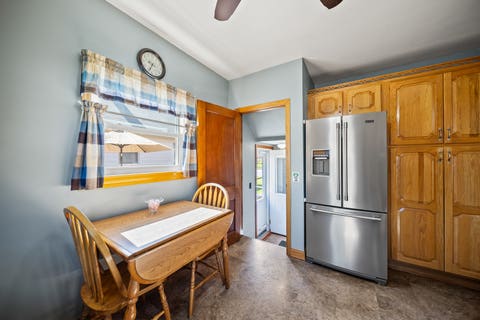 Tiny photo for 2134 W Locust Street, Davenport, IA 52804 (MLS # 12681592)