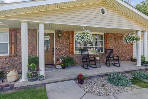 Tiny photo for 380 Northwood LN, Salem, IL 62881 (MLS # 12707114)