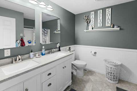 Tiny photo for 380 Northwood LN, Salem, IL 62881 (MLS # 12707114)