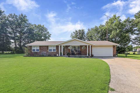 Tiny photo for 380 Northwood LN, Salem, IL 62881 (MLS # 12707114)