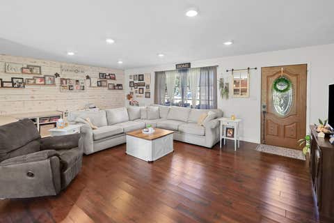 Tiny photo for 380 Northwood LN, Salem, IL 62881 (MLS # 12707114)