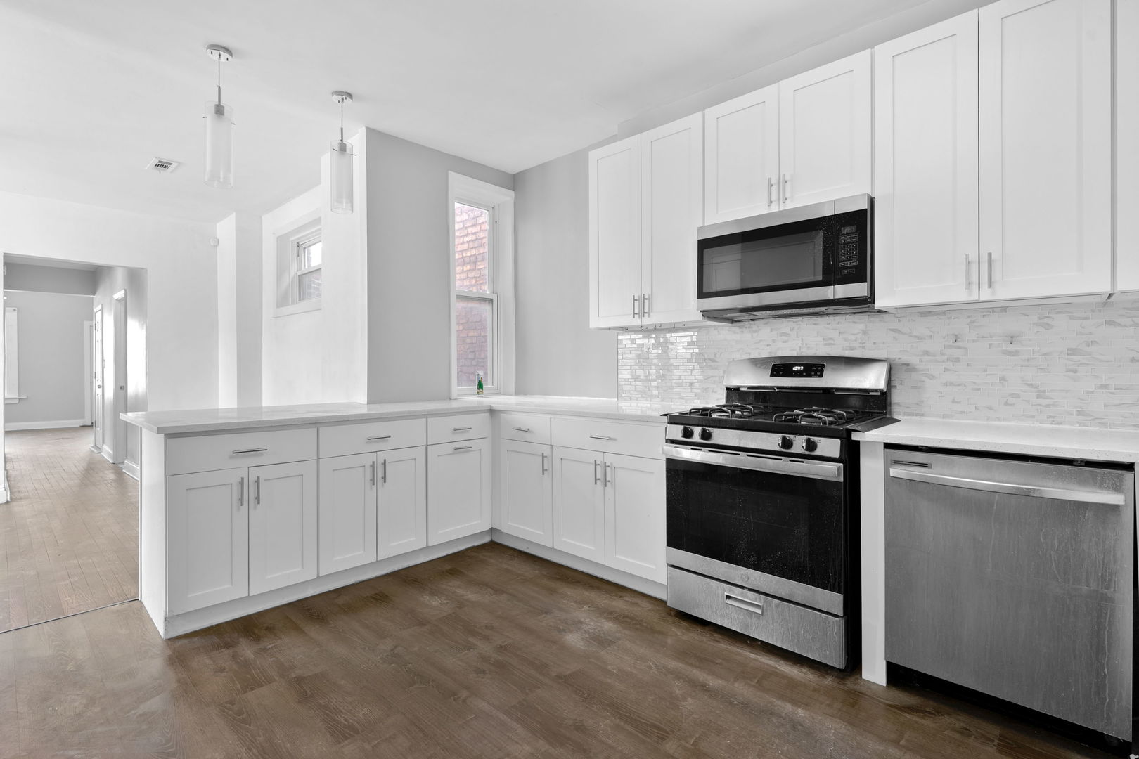 2009 W Garfield Boulevard