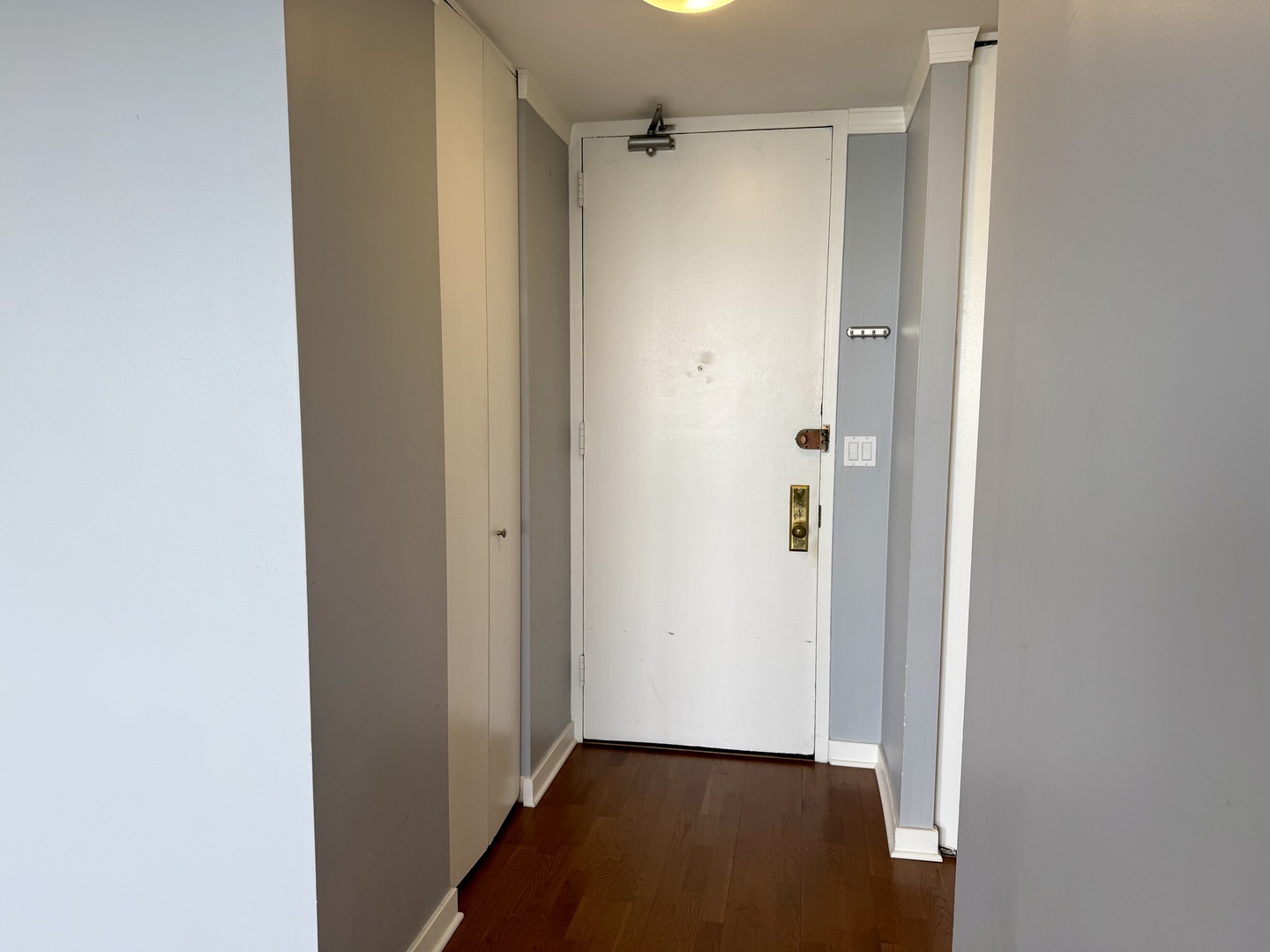 655 W IRVING PARK Road 4406