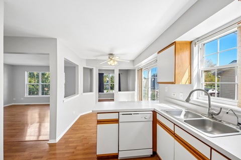 Tiny photo for 1084 Viewpoint Drive, Lake In The Hills, IL 60156 (MLS # 12782039)