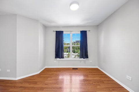 Tiny photo for 1084 Viewpoint Drive, Lake In The Hills, IL 60156 (MLS # 12782039)