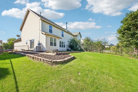 Tiny photo for 1084 Viewpoint Drive, Lake In The Hills, IL 60156 (MLS # 12782039)