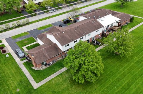 Tiny photo for 16324 Brementowne Drive, Tinley Park, IL 60477 (MLS # 12636307)