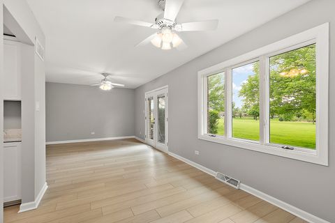Tiny photo for 16324 Brementowne Drive, Tinley Park, IL 60477 (MLS # 12636307)