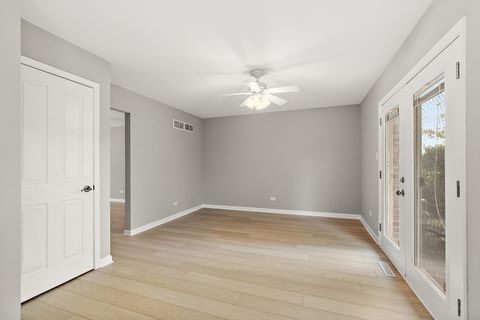 Tiny photo for 16324 Brementowne Drive, Tinley Park, IL 60477 (MLS # 12636307)