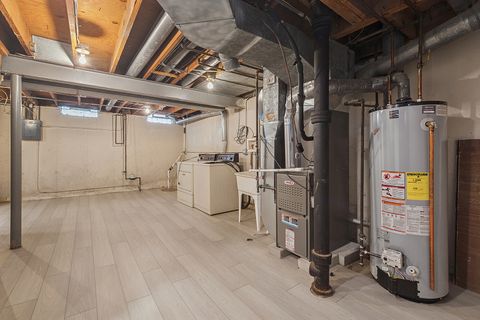 Tiny photo for 16324 Brementowne Drive, Tinley Park, IL 60477 (MLS # 12636307)