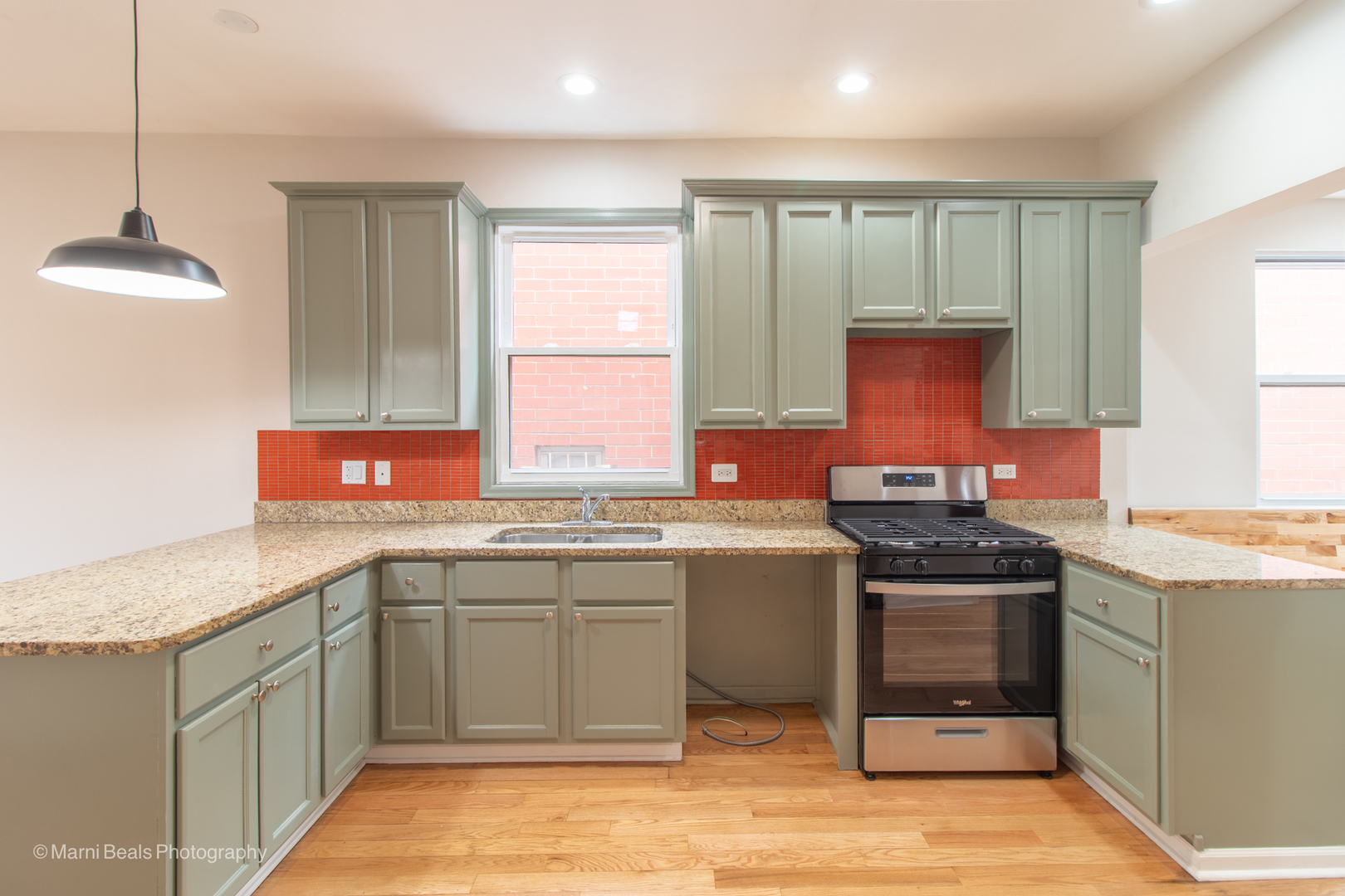 6834 S Dorchester Avenue