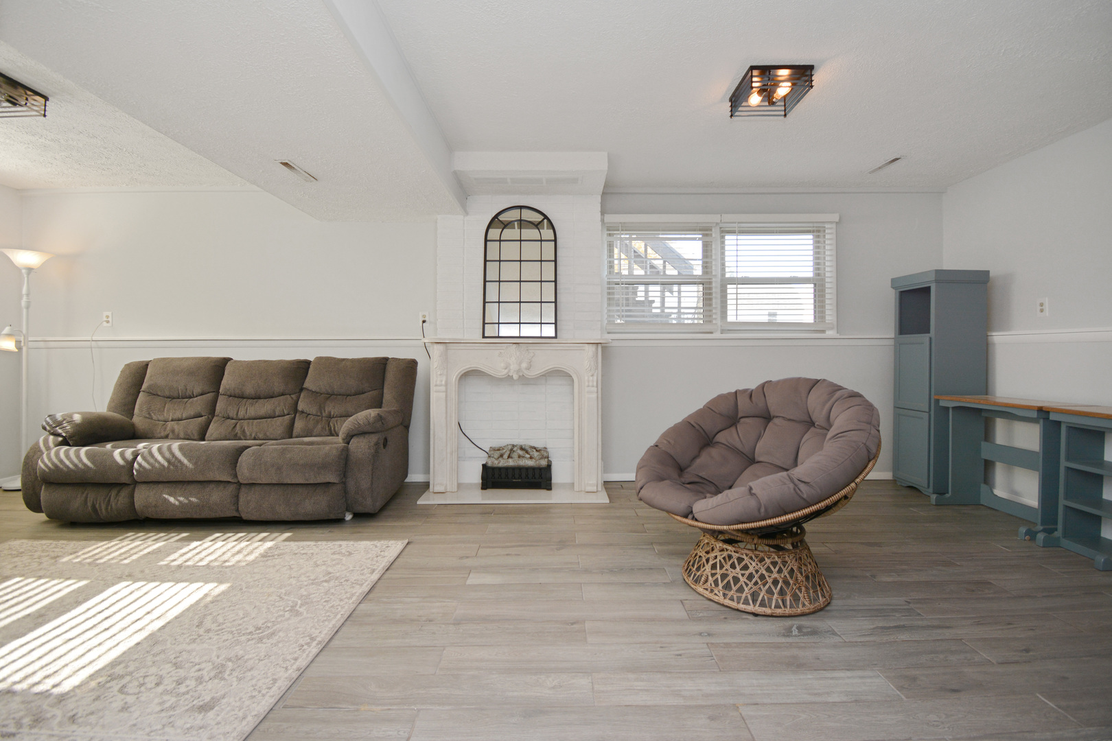 Bloomington, Illinois 61704, United States, 5 Bedrooms Bedrooms, ,3 BathroomsBathrooms,Residential,Active,240110