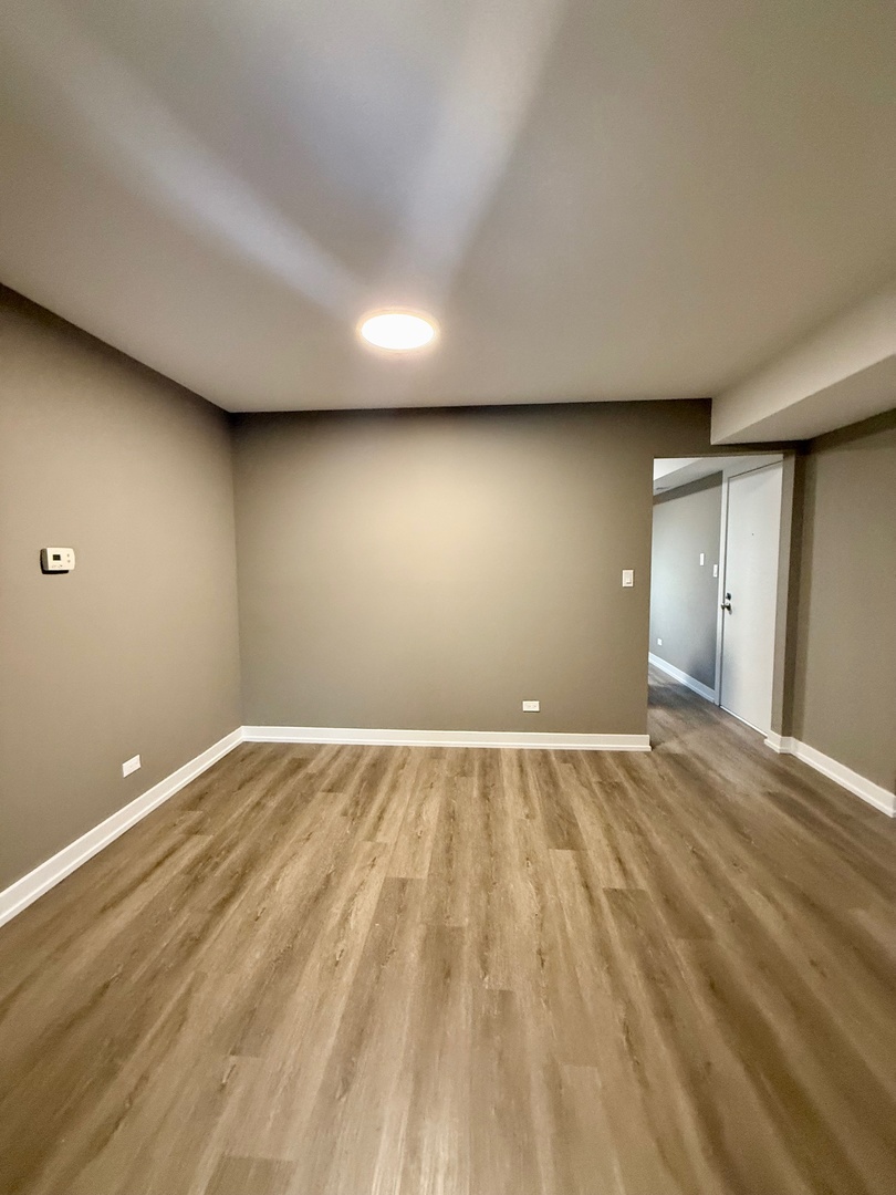 1322 E Ports O Call Drive 1W