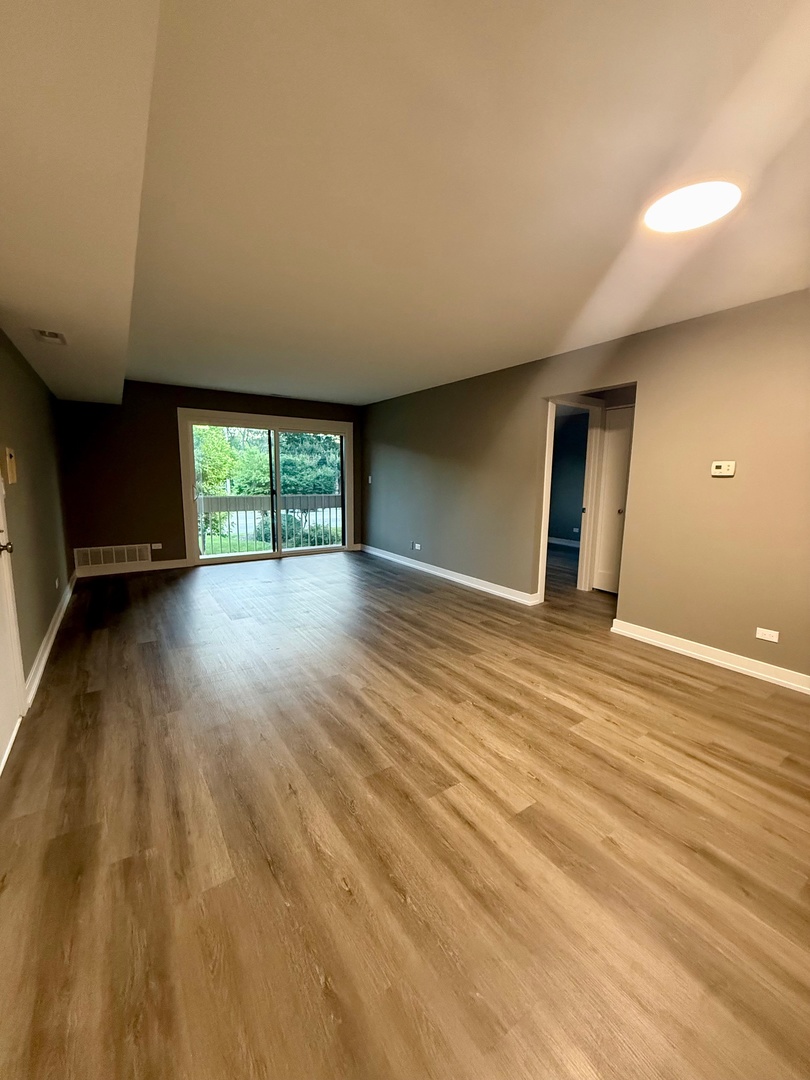 1322 E Ports O Call Drive 1W