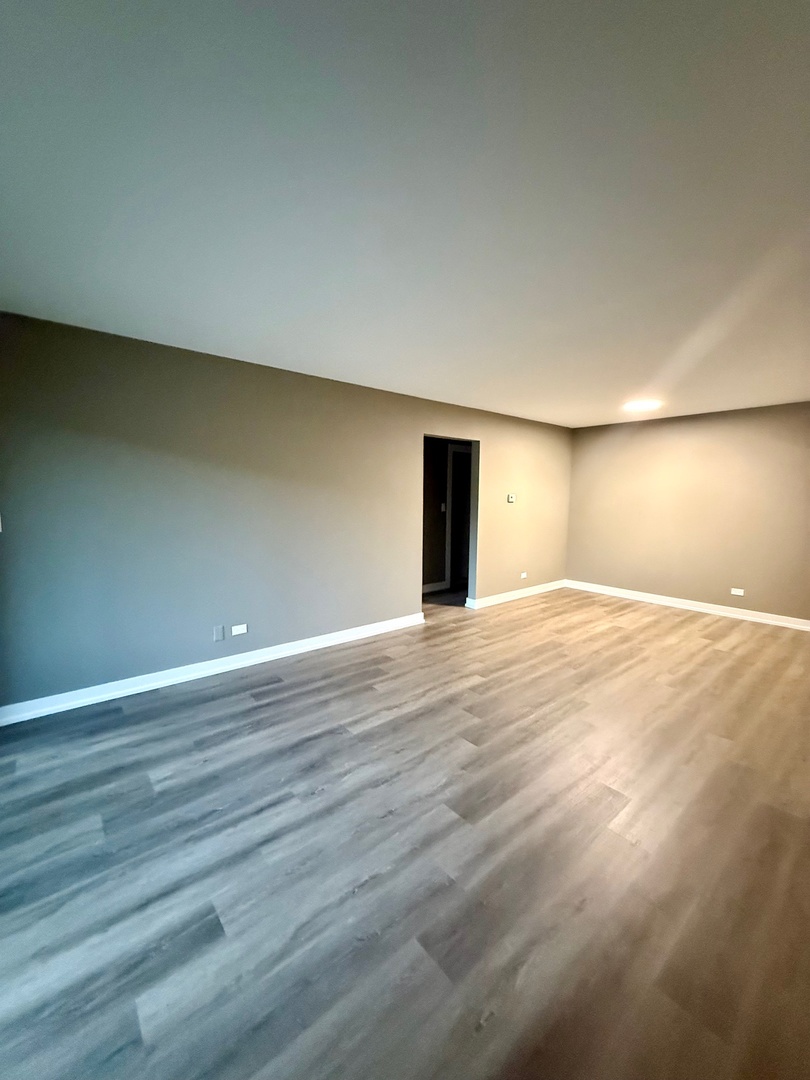 1322 E Ports O Call Drive 1W