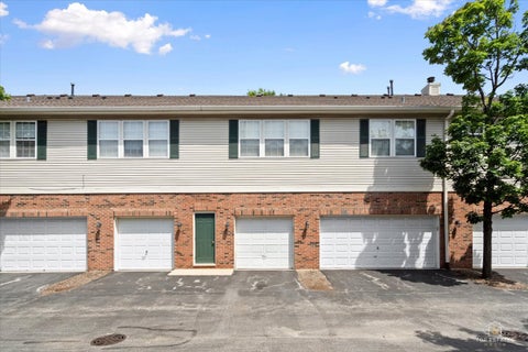 Tiny photo for 642 W Moreland Avenue, Addison, IL 60101 (MLS # 12693036)