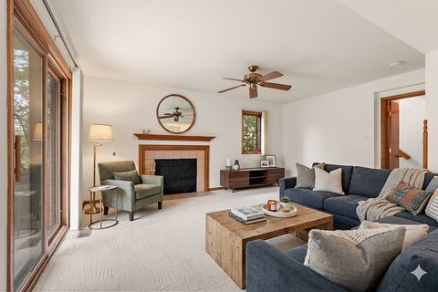 Tiny photo for 11229 Cameron Parkway #11229, Orland Park, IL 60467 (MLS # 12628282)