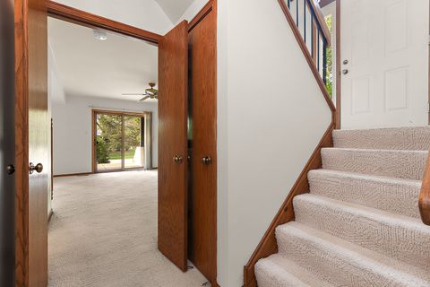 Tiny photo for 11229 Cameron Parkway #11229, Orland Park, IL 60467 (MLS # 12628282)