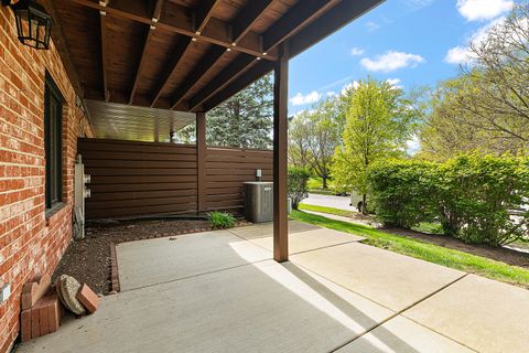 Tiny photo for 11229 Cameron Parkway #11229, Orland Park, IL 60467 (MLS # 12628282)