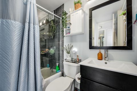 Tiny photo for 1 E Scott Street #1403, Chicago, IL 60610 (MLS # 12586211)