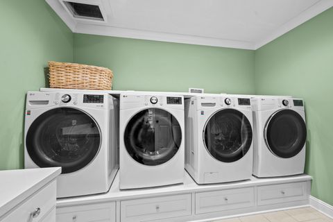 Tiny photo for 140 Birch Street, Winnetka, IL 60093 (MLS # 12564836)