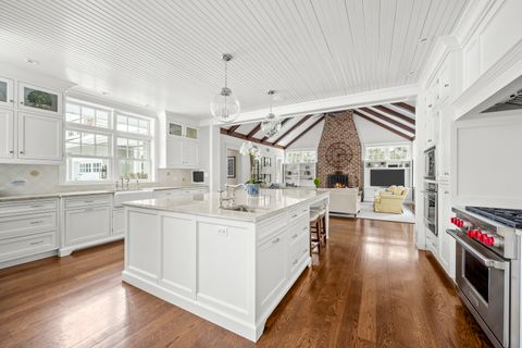 Tiny photo for 140 Birch Street, Winnetka, IL 60093 (MLS # 12564836)