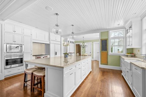 Tiny photo for 140 Birch Street, Winnetka, IL 60093 (MLS # 12564836)