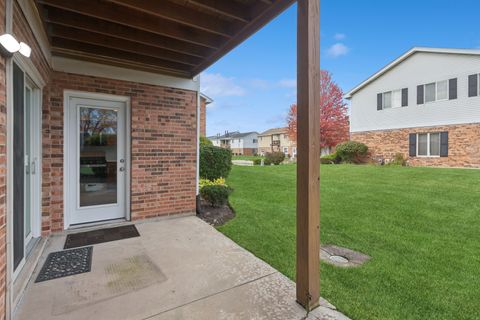Tiny photo for Willowbrook, IL 60527 (MLS # 12504377)