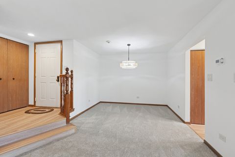 Tiny photo for Willowbrook, IL 60527 (MLS # 12504377)