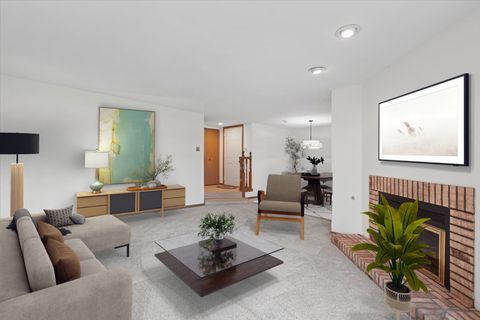 Tiny photo for Willowbrook, IL 60527 (MLS # 12504377)