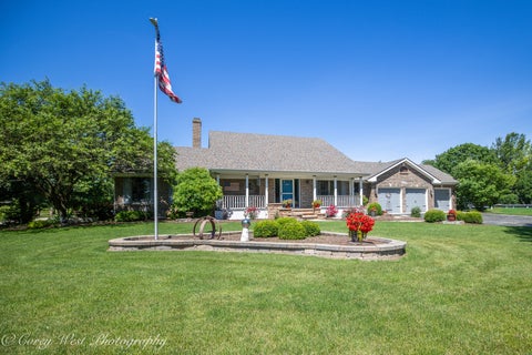 Tiny photo for 1545 Sunflower Drive, Sycamore, IL 60178 (MLS # 12677777)