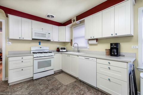 Tiny photo for 4944 W Winona Street, Chicago, IL 60630 (MLS # 12570589)