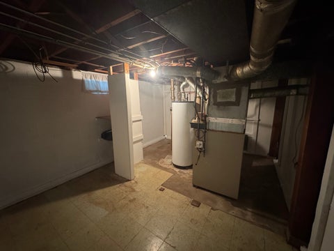 Tiny photo for 2652 Whitewood Avenue, Davenport, IA 52802 (MLS # 12760191)