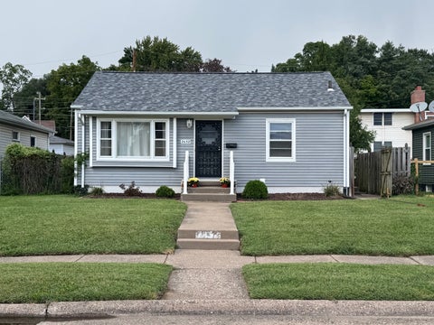 Photo of 2652 Whitewood Avenue, Davenport, IA 52802 (MLS # 12760191)