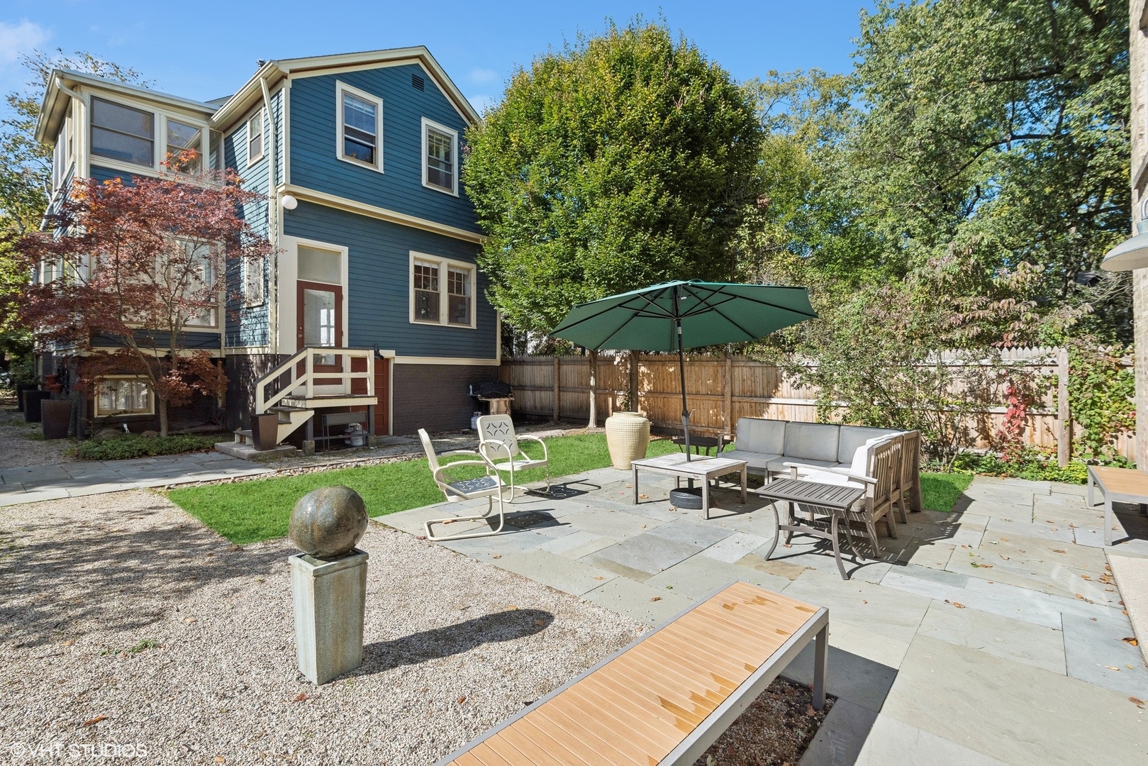 2635 Poplar Avenue