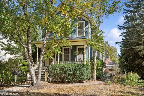 2635 Poplar Avenue Evanston IL 60201