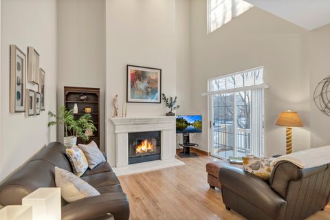 Tiny photo for 171 Shaftesbury Street #171, Carol Stream, IL 60188 (MLS # 12548845)