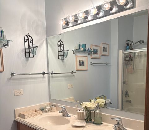 Tiny photo for 171 Shaftesbury Street #171, Carol Stream, IL 60188 (MLS # 12548845)