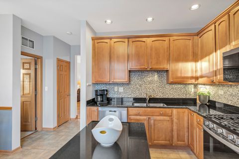 Tiny photo for 171 Shaftesbury Street #171, Carol Stream, IL 60188 (MLS # 12548845)