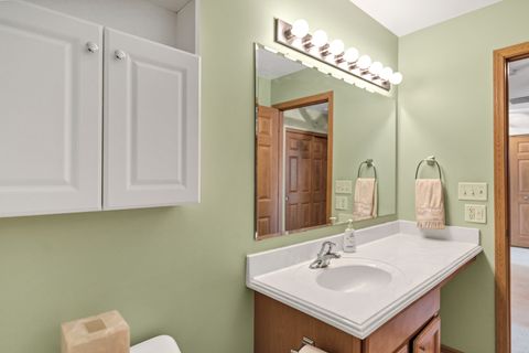 Tiny photo for 171 Shaftesbury Street #171, Carol Stream, IL 60188 (MLS # 12548845)