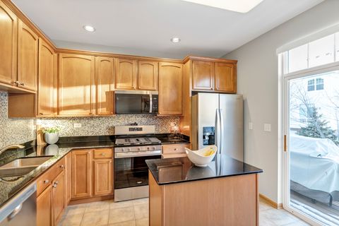 Tiny photo for 171 Shaftesbury Street #171, Carol Stream, IL 60188 (MLS # 12548845)